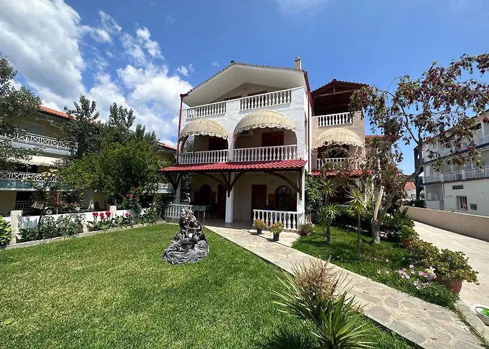 The Flower 3* Торони