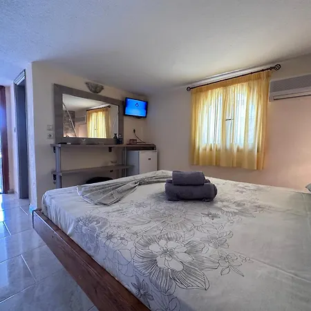 Lejlighedshotel The Flower Toroni