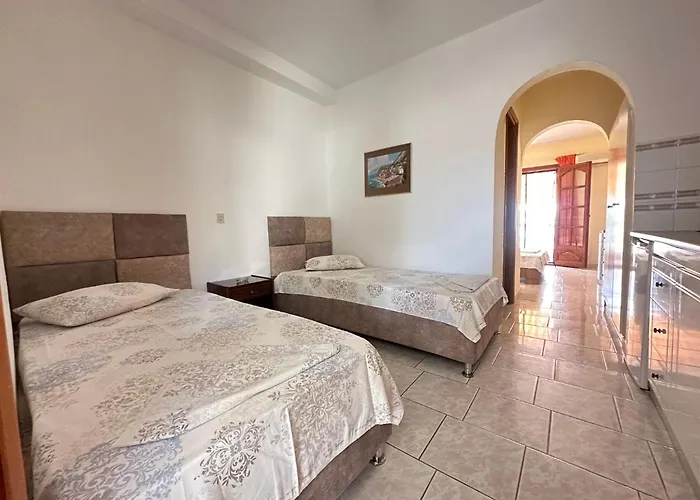 The Flower Aparthotel