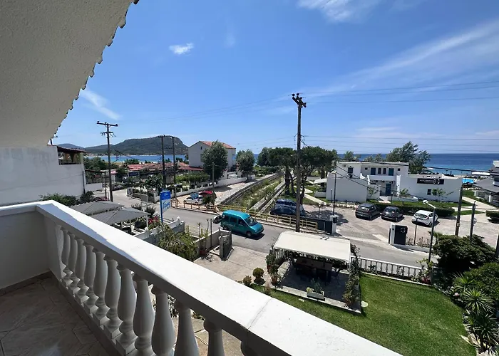 Lejlighedshotel The Flower 3*