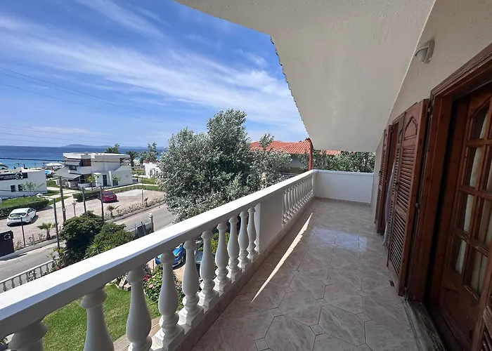 Lejlighedshotel The Flower Toroni